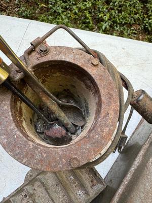 Gunsmithing Bullet Smelting Pot and Molds, Supplies #233