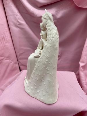 Flower Madonna - Vintage Hummel