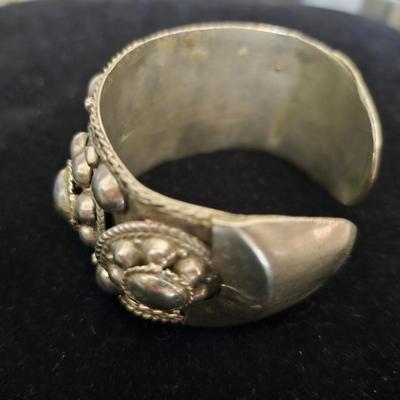 Siam Sterling Cuff