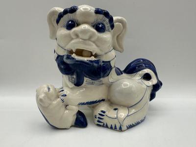 Vintage Blue & White Shishi Guardian Lion
