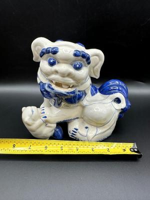 Vintage Blue & White Shishi Guardian Lion