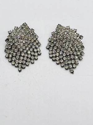 Vintage 1970's Brilliant Rhinestone Waterfall Earrings for pierced ears