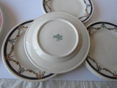 Lot of Vintage Plates: Iriquois China Grill Plate, Syracuse China Small Plates, Meakin Forget Me Not Plates