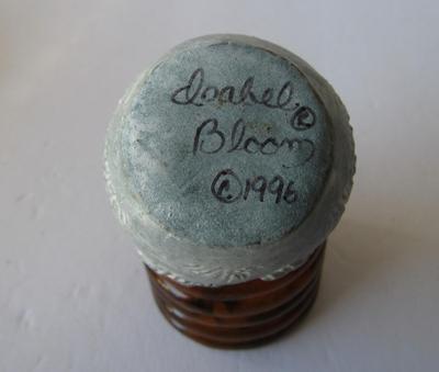Older Isabel Bloom Heart Plaque and Lamb Theme Egg in Plastic Holder