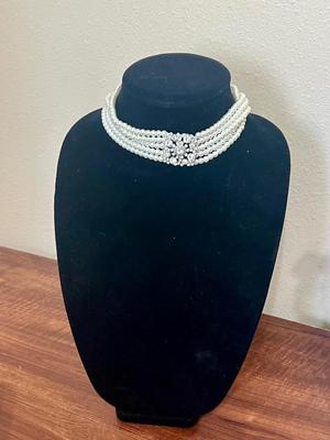 Mixed Jewelry Lot Of 28 Pieces
