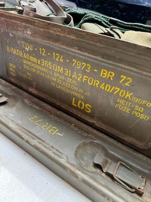 Military Metal Storage Locker w Gun Parts and Cases #121