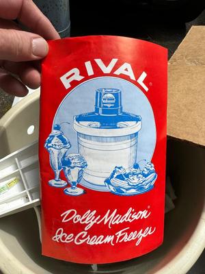 Vintage RIVAL Dolly Madison Ice Cream Maker #115