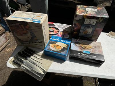 Vintage Kitchen Items New in Boxes #112