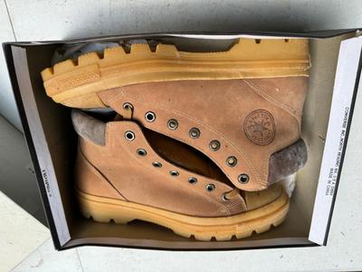 LIKE NEW Converse Boots #97