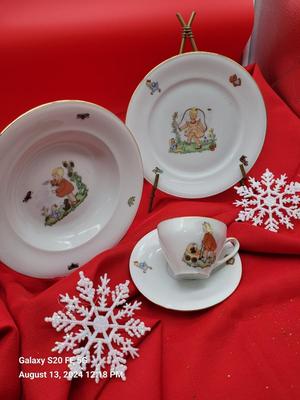 Vintage Child's Porcelain Set