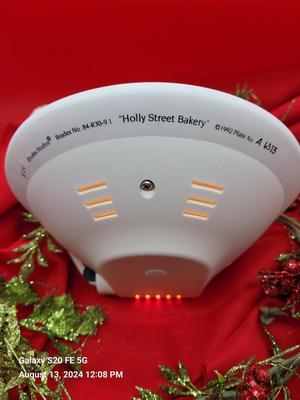 Holly Street Bakery lighted plate