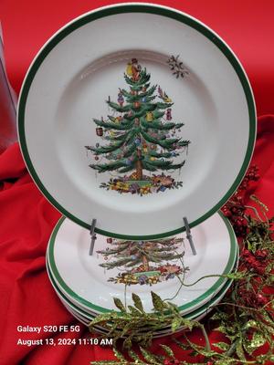 Spode Christmas Tree Dinner Plates