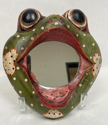 Wide Mouth Frog Mirror Wall Handing