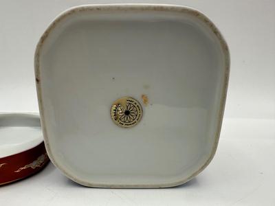 Takahashi San Francisco Asian Porcelain Trinket Box