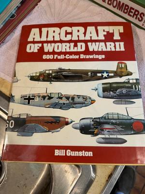 Vintage WWII Weapons & Aircraft Books, Lot Five #158