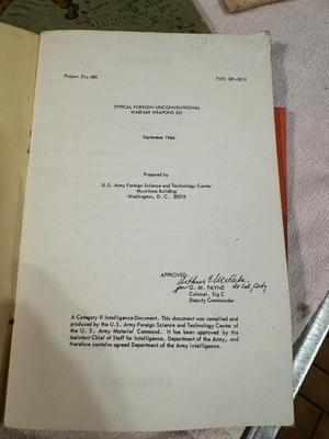 Vintage Military Gun and Arms Manuals and Books #246