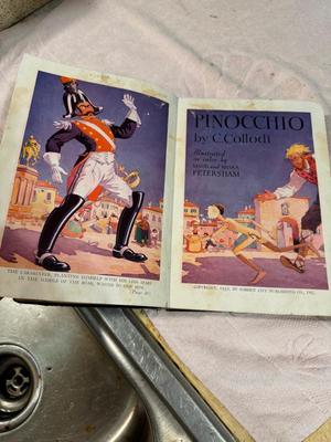 Vintage Books #252