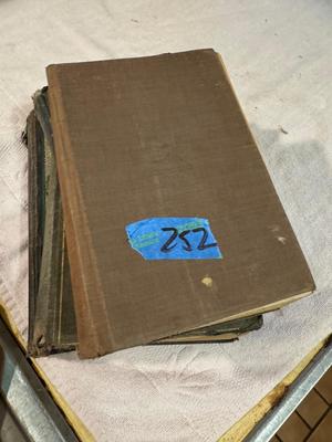 Vintage Books #252