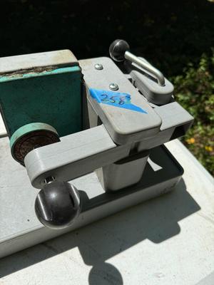 MIDWAY Shooter’s Vise #258
