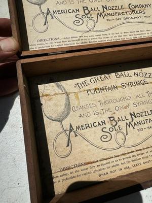 Vintage Ball Nozzle Box #259