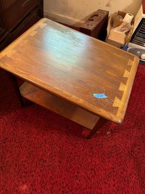 Lane Acclaim End Table #270