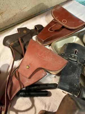 Vintage Pouches, Holsters, and Tins #274A