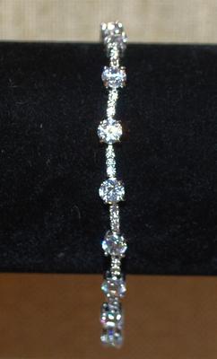 15 Clear Round in Square Segments Bracelet with Fold-Over Clasp 6" L