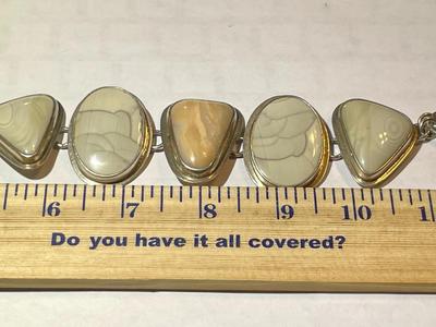 Vintage Sterling Silver Heavy Encased Agate/Stones 7-8.5" Adjustable Bracelet 77.6 Grams TW in Good Preowned Condition.
