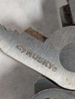 Husky Utility Tool & Pocket Knives