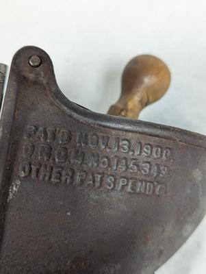 Vintage Universal Vegetable Slicer