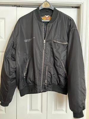 Lot B. Nylon Zipper Jacket. XL