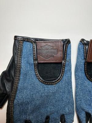 Lot M. Denim and Leather Riding Gloves sz Med.
