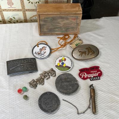 LOT 75 Vintage Advertising