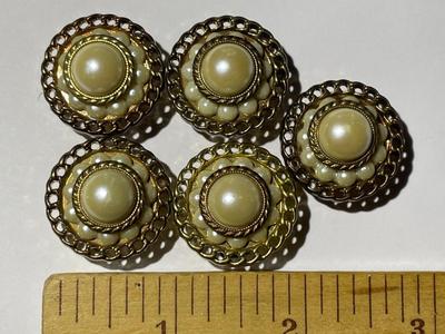 Vintage Unsigned Gold-tone Faux Pearl Button Covers Set of 5 in Good Preowned Condition.