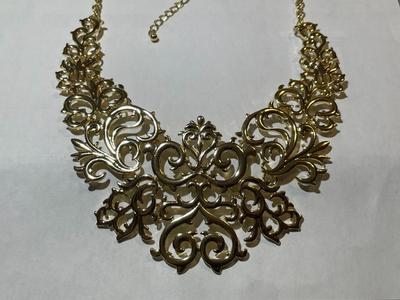 Vintage Never Worn Condition Adjustable Gold-tone Fashion Necklace as Pictured.