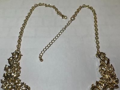 Vintage Never Worn Condition Adjustable Gold-tone Fashion Necklace as Pictured.