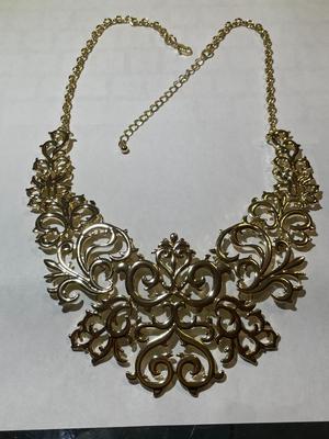 Vintage Never Worn Condition Adjustable Gold-tone Fashion Necklace as Pictured.
