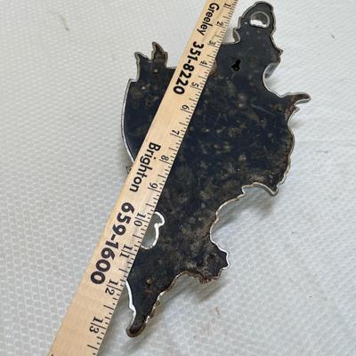 Lot 77 Plastic thermometer