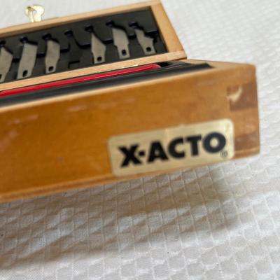 Lot 80 Xacto Knife set