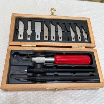 Lot 80 Xacto Knife set