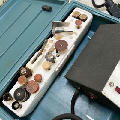 Lot 81 Dremel Kit