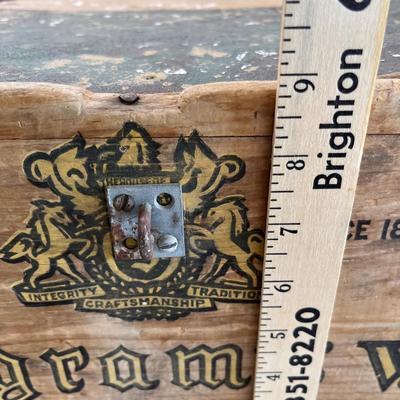 Lot 84 Seagram's whisky box