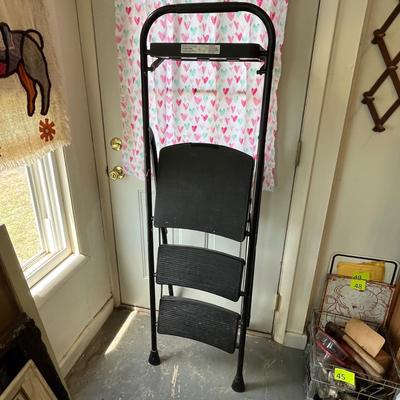 Lot 89 Tall Step stool