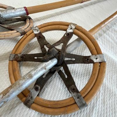 Lot 111 Bamboo Ski Poles