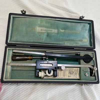 Lot 115 Vintage drafting tool