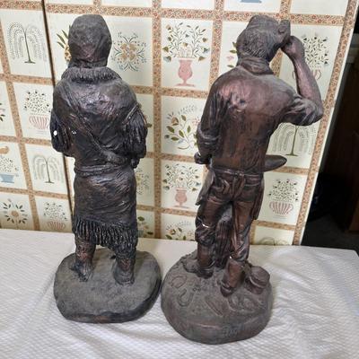 Lot 128 Chalkware Figures #3