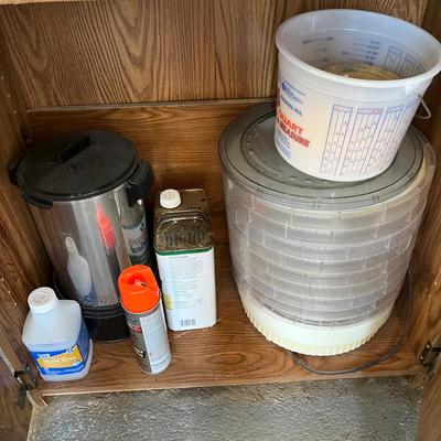 Lot 140 Cabinets & stuff