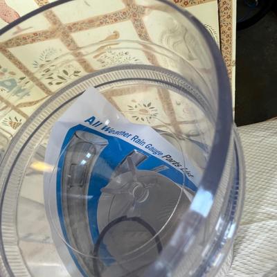 Lot 145 Rain Gauge