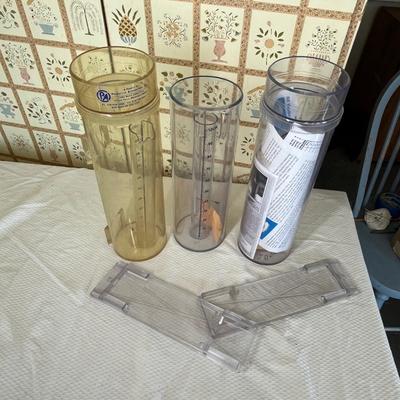 Lot 145 Rain Gauge