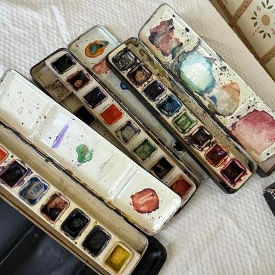 Lot 151 Vintage Watercolor Paint tins